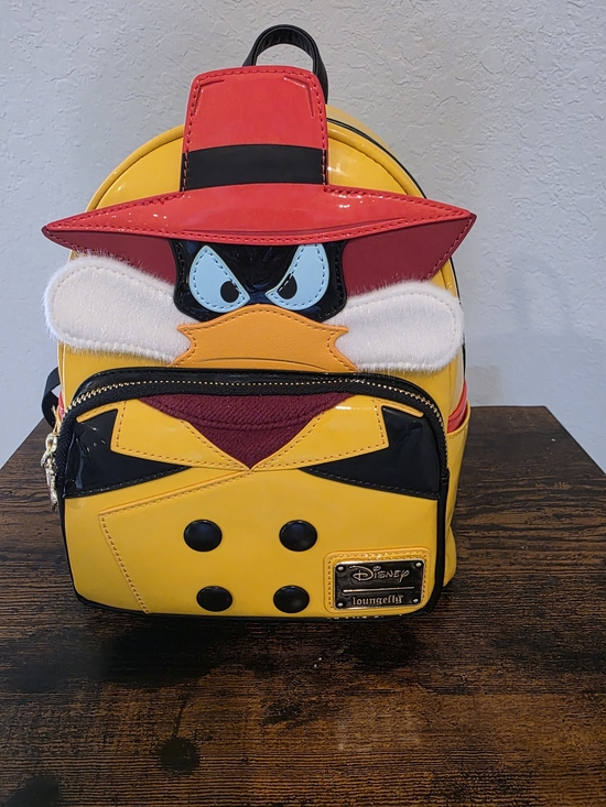 guess black mini backpack Follie Small badge: Great Gift The recognisable Guess metal Vtg 70s/80s JANSPORT Bright Color:Rosy Glow